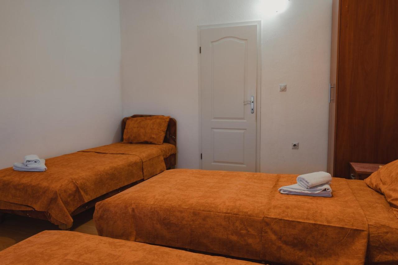 Apartments Djukic Tivat Extérieur photo