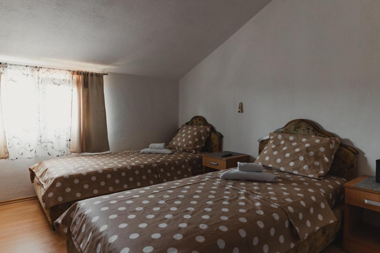 Apartments Djukic Tivat Extérieur photo